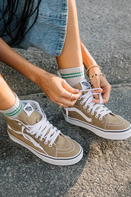 Bronze Age Sk8-Hi