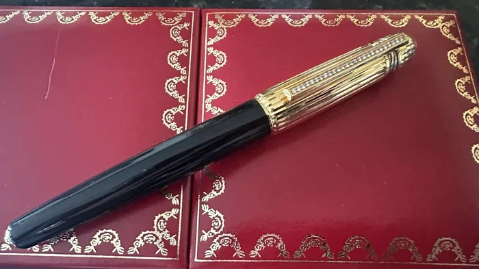 Cartier Limited Edition Diamond Cap Pasha – Fountain Pen