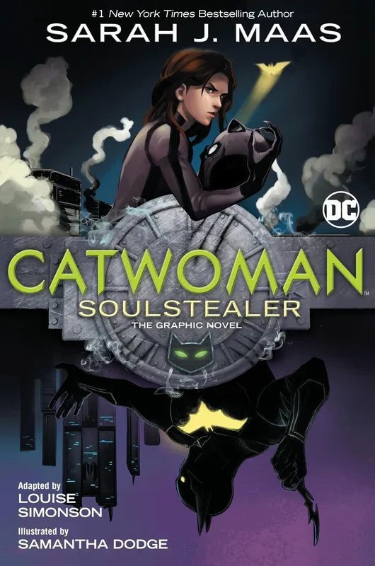 Catwoman: Soulstealer (The Graphic Novel) [Paperback] Maas, Sarah J.; Dodge, Samantha and Simonson, Louise