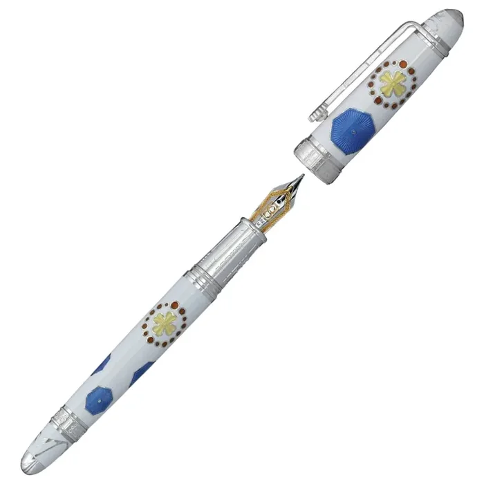 David Oscarson Sagrada Familia White Pen