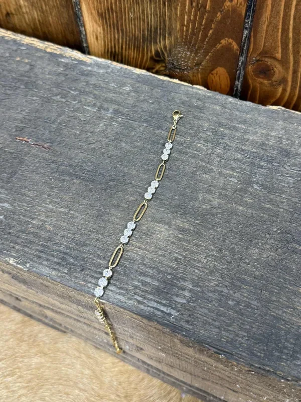 Gold Dainty Diamond Bracelet